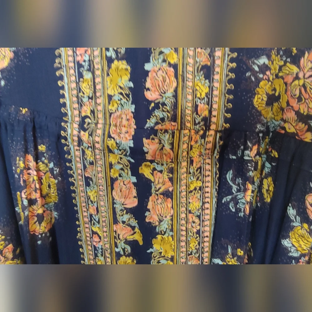 Women's Boho Shirt - Picture 7 of 7